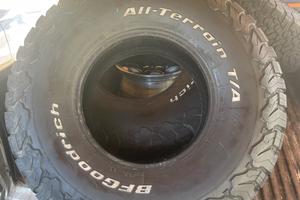 Gomme BFGoodrich All-Terrain T/A 33×10.50 R15