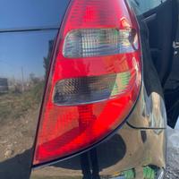 STOP FANALE POSTERIORE DESTRO MERCEDES Classe A W1
