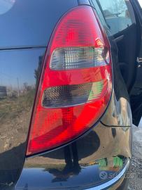 STOP FANALE POSTERIORE DESTRO MERCEDES Classe A W1