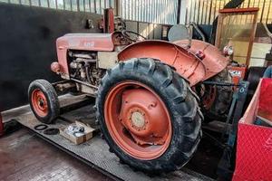 Trattore Fiat 411R