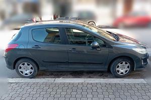Peugeot 308 1,6 Hdi 90CV
