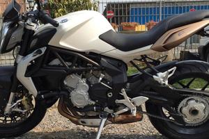 Mv Agusta Brutale 675