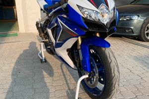 Suzuki gsx r 600 k8