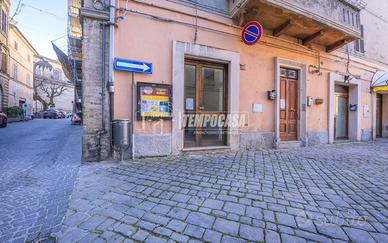 Locale Commerciale a Corridonia 1 locali