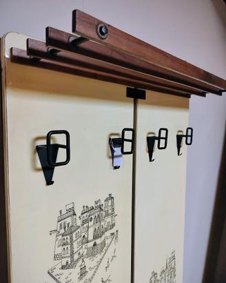 Appendiabiti ingresso di design  mid-century