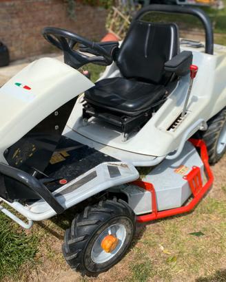 Trattorino trinciaerba grillo bcs