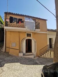 Abitazione nel centro storico di Gerace