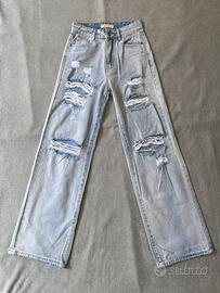 Jeans strappati da donna