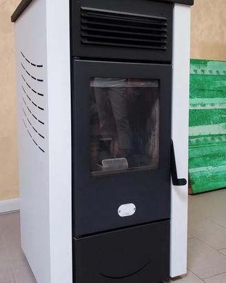 Stufa a pellet CANADA 12 kW – Made in Italy