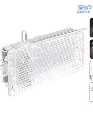 PLAFONIERA LED PER PORTAOGETTI O BAGAGLIAIO BMW E4