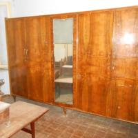 Armadio in stile antico
