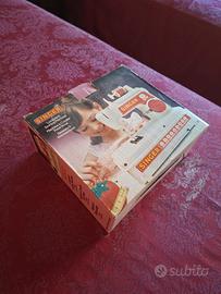 Macchina da cucire giocattolo Singer vintage