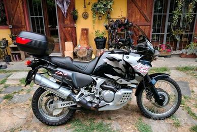 Honda XRV 750 RD07A Africa Twin