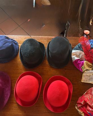Cappelli costumeria teatrale singoli o blocco