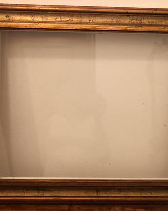 Cornice dorata modanata  Con vetro