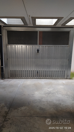 Garage mq 23 + posto moto o uso deposito. prezzo t