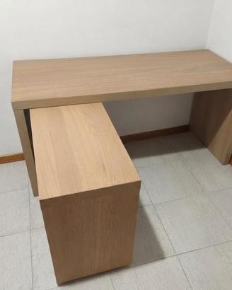 Scrivania angolare IKEA Malm con penisola (rovere)