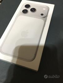 Apple iphone 17 pro 256gb silver IMBALLATO