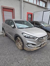 HYUNDAI TUCSON del 2016 per RICAMBI