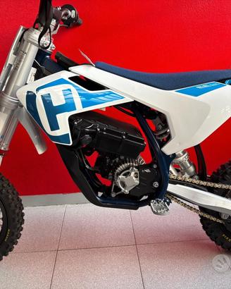 Husqvarna EE 5 Elettrica nuova modello EE5 anno 20