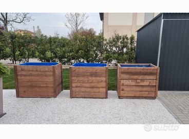 Fioriere in legno su misura