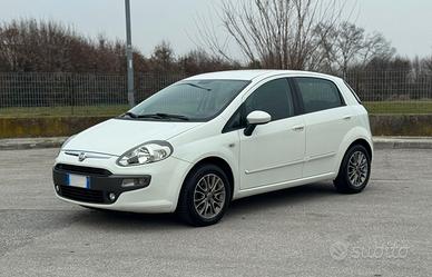 Fiat Punto Evo 1.3L Turbo Diesel 75CV OK NEOPATENT