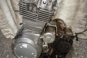 Motore Honda four 400