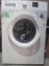 Lavatrice slim Beko WUX61032W