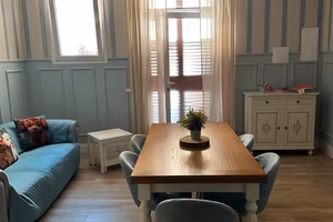 Sweet home 