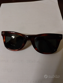 Occhiali da sole .police