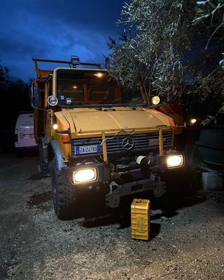 Mercedes UNIMOG