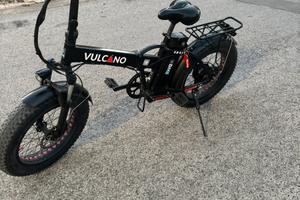 Bici elettrica vulcano 2022