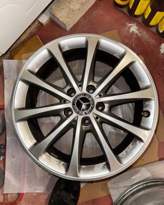 Cerchi in lega  di 17 originiali mercedes