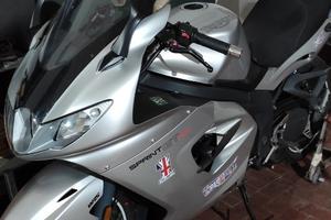 Triumph Sprint - 2010