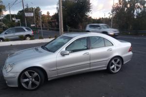 4000 €