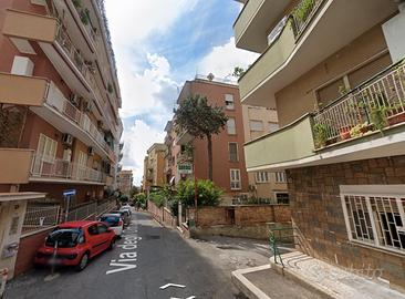 Monteverde bilocale con balcone