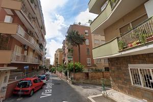 Monteverde bilocale con balcone