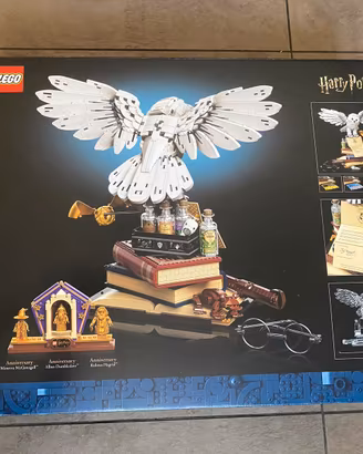 LEGO Harry Potter 76391 Hogwarts Icons 3010 pezzi