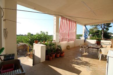 CASA SEMINDIPENDENTE A TRAPANI