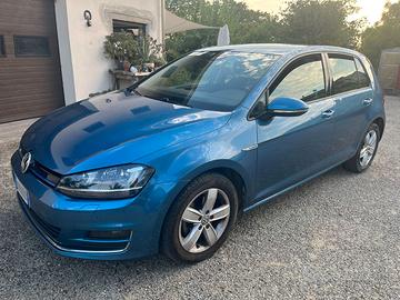 GOLF TGI BLUEMOTION
