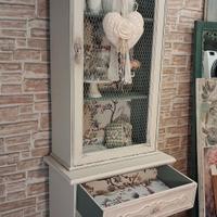 vetrinetta stile shabby chic