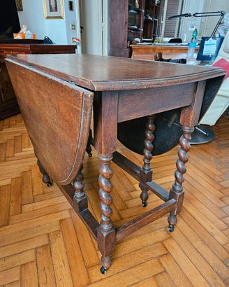 Tavolo vintage pieghevole in rovere con ruote