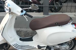 Piaggio Vespa 50 Primavera km 9070 anno 2022