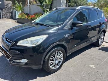 Ford Kuga Kuga+ 2.0 TDCi 140 CV 2WD DPF