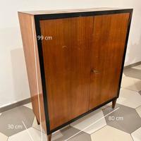 Mobile vintage anni 50/60 in legno con ante