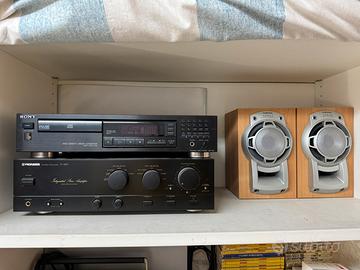 Stereo Pioneer & Sony