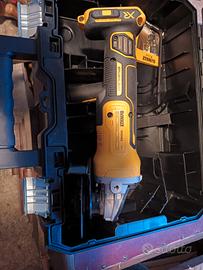 dewalt smerigliatrice a batteria