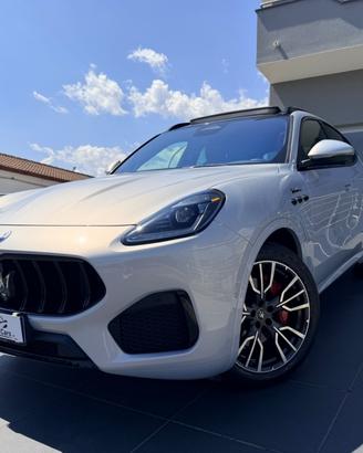 Maserati Grecale Modena 2.0 MHEV 330cv tetto