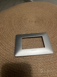 16 Placche bticino grigio 3 moduli. Placca bticino