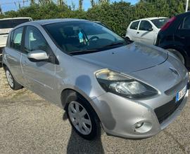 RENAULT Clio 1.2 16V 5 porte Confort